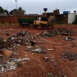 Ceilândia intensifica limpeza e remove entulho acumulado para evitar alagamentos