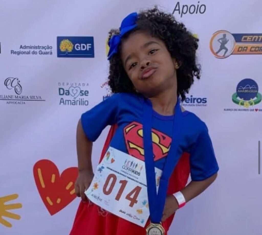 Criado por três mulheres, projeto Corrikids leva inclusão e esporte a milhares de crianças no DF