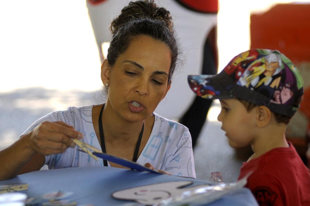 Feira do Guará vira ponto de sorrisos com ação da Secretaria de Saúde