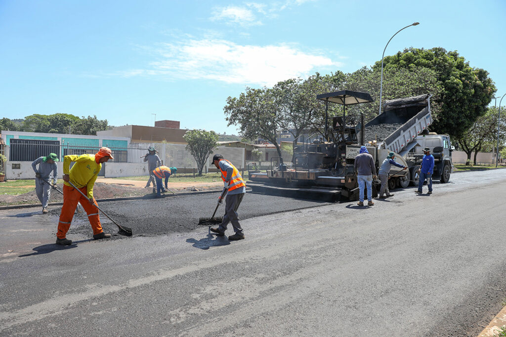 GDF aplica R$ 1,5 milhão em recapeamento de ruas de Sobradinho