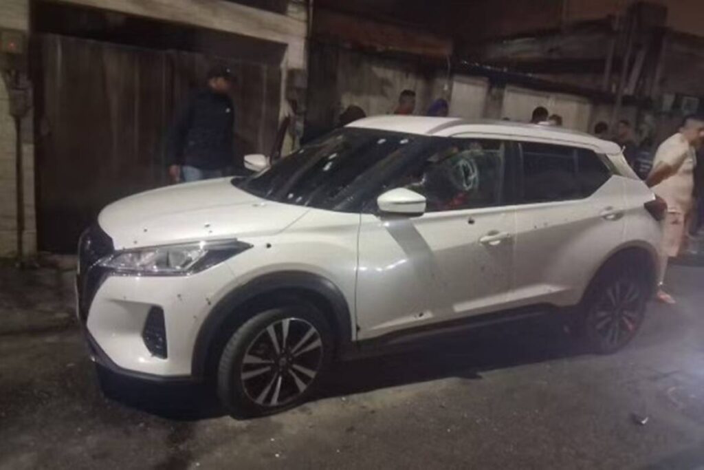 Mãe e filha são fuziladas com mais de 20 tiros dentro de carro no RJ
