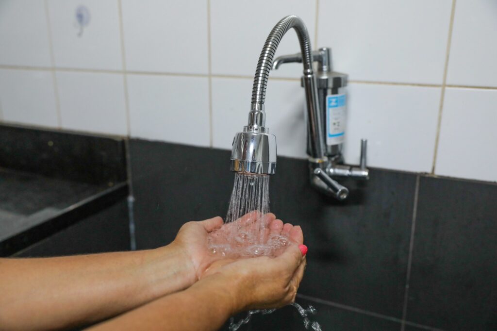 Novas comunidades do Sol Nascente e Pôr do Sol serão ligadas à rede de água tratada