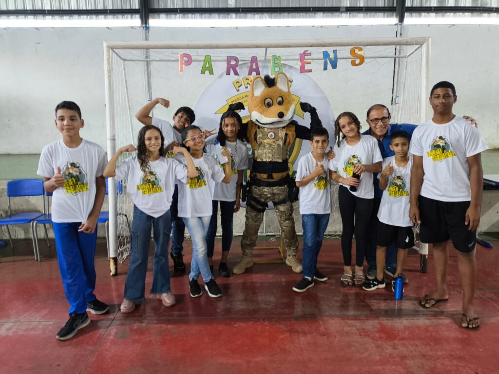 Riacho Fundo II celebra formatura de jovens defensores da natureza