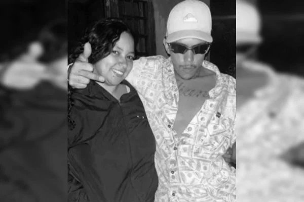 Veja momento em que casal é surpreendido por encapuzados e assassinado