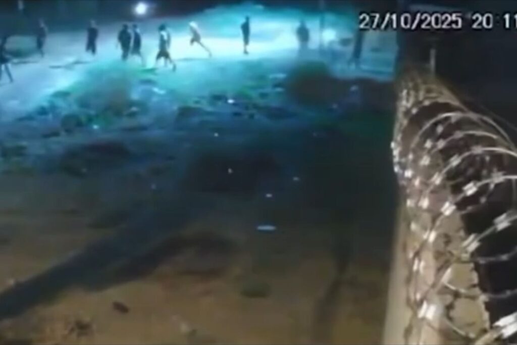 gangue não acha rival e espanca criança como vingança