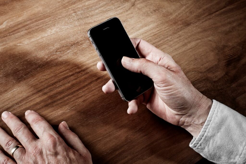 "matador do CV" pede Pix e ameaça executar secretária em clínica