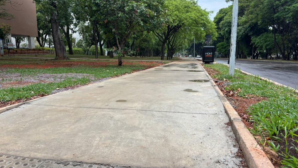 Calçadas da Asa Sul passam por revitalização em áreas residenciais e comerciais