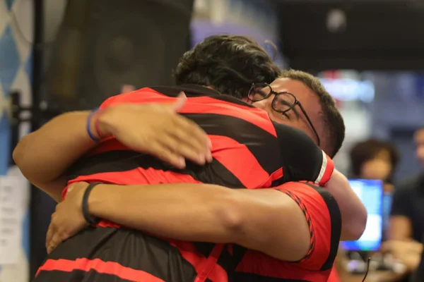 “É tetra”: Ibaneis Rocha comemora título do Flamengo pela Libertadores