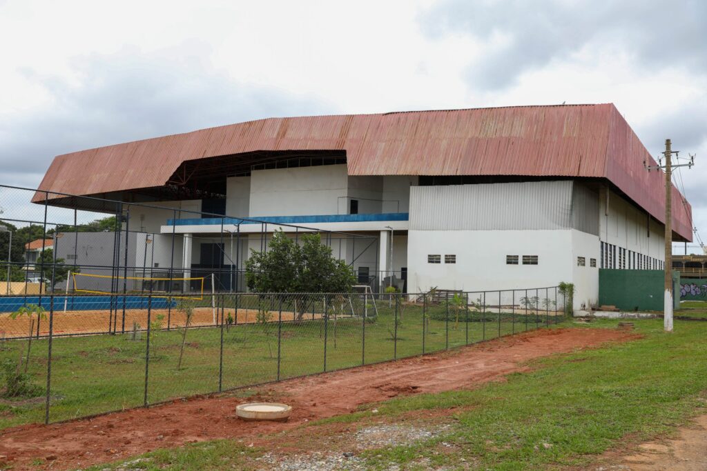 Governo inicia reforma do Ginásio e do Centro do Idoso em Sobradinho