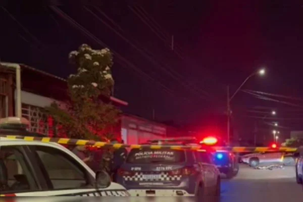 Homem tenta defender mulher de agressão e acaba morto a facadas no DF