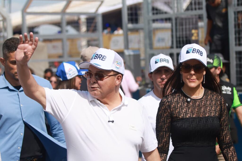 Ibaneis celebra sucesso da reabertura do Autódromo com a Stock Car