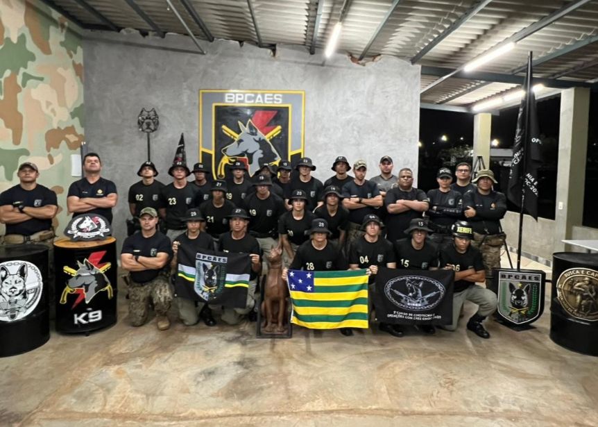 Treinamento conjunto aproxima PMs do DF e Goiás em operações com cães