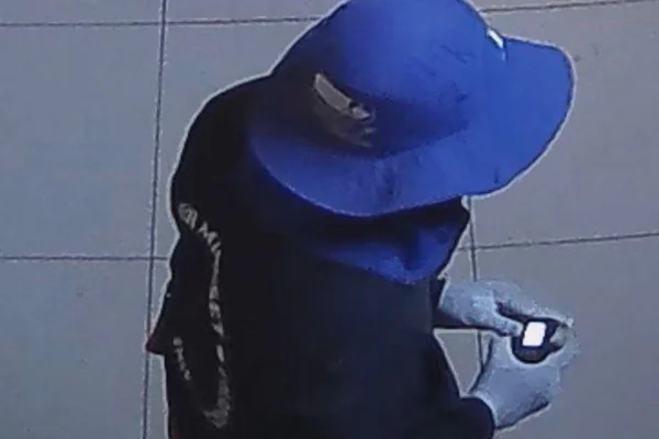 Codex: grupo hackeava portas eletrônicas para furtar celulares no DF