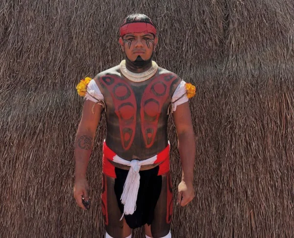 Jovem indígena espera cirurgia de urgência no DF e situação se agrava