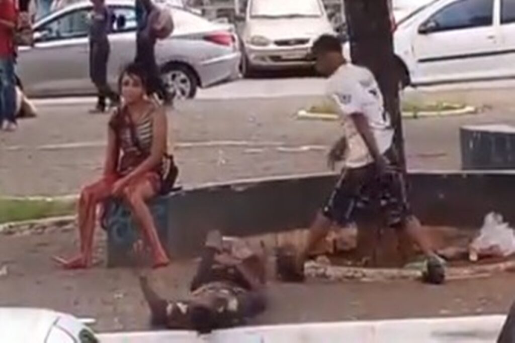 Mulher é presa por dupla tentativa de latrocínio contra casal no DF