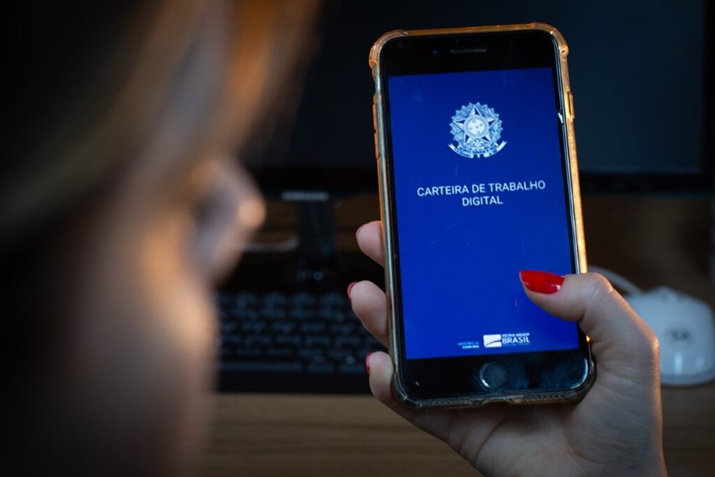 Semana começa com 131 vagas de emprego no DF; confira