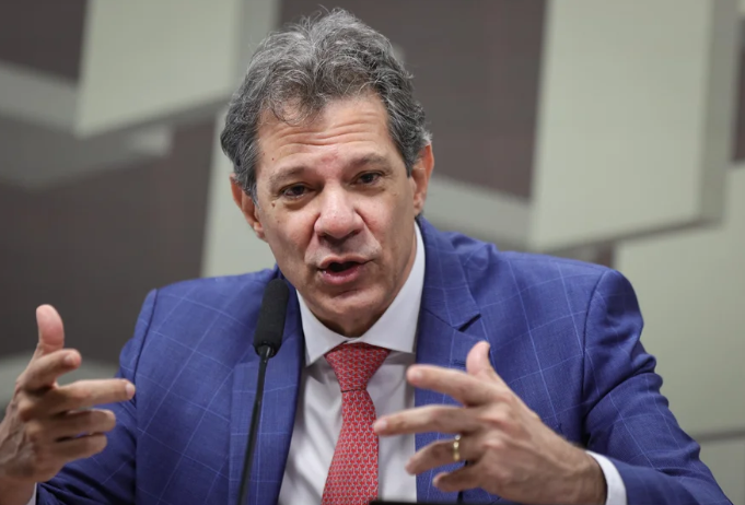 Fazenda nega ultimato ao GDF e diz que Haddad não tratou de aporte bilionário ao BRB