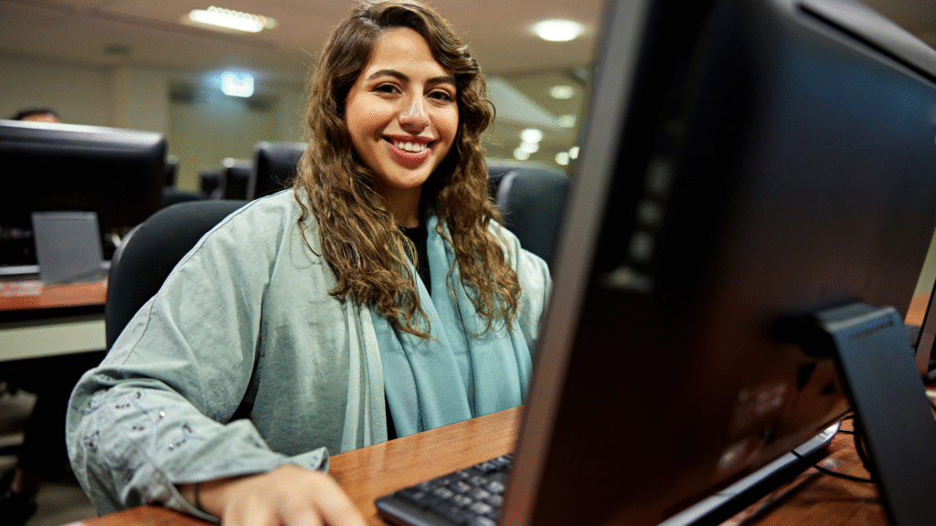 Jovens e adultos de Ceilândia podem se inscrever em cursos de tecnologia gratuitos