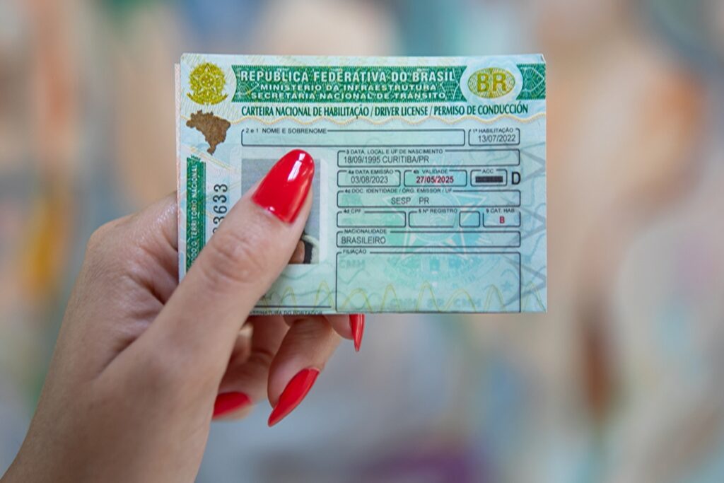 veja como obter e renovar a habilitação gratuitamente no DF